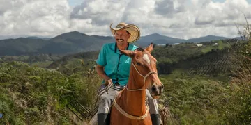 Juan Valdez and the FNC: How Colombia Branded Its Coffee (1927–2026)