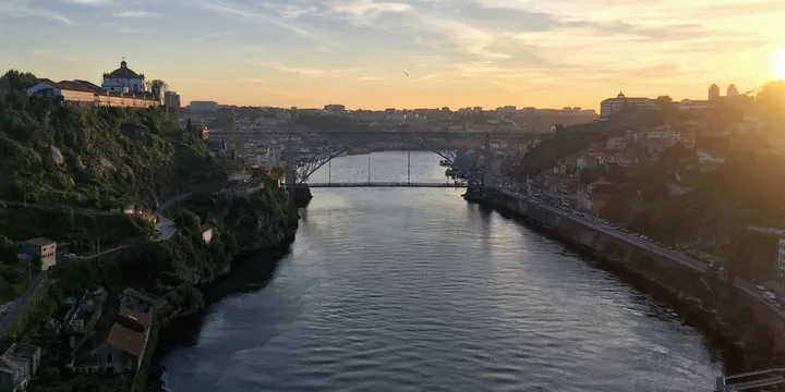 Porto Specialty Coffee: A Guide to Vila Nova de Gaia and 7g Roaster
